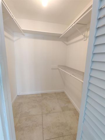 733 NE 18th Avenue, Fort Lauderdale, FL 33304