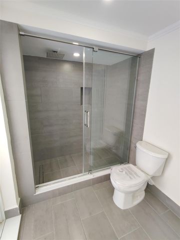 733 NE 18th Avenue, Fort Lauderdale, FL 33304