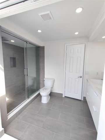 733 NE 18th Avenue, Fort Lauderdale, FL 33304