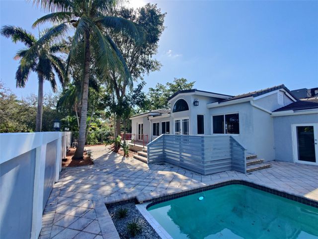 733 NE 18th Avenue, Fort Lauderdale, FL 33304