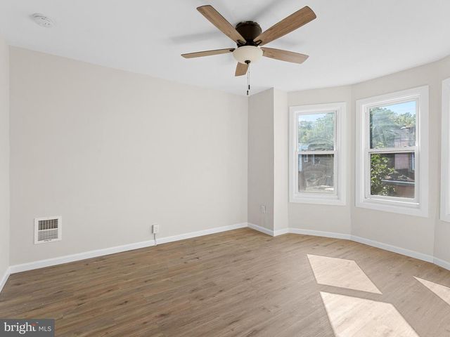 1097 MORTON ST, Camden, NJ 08104