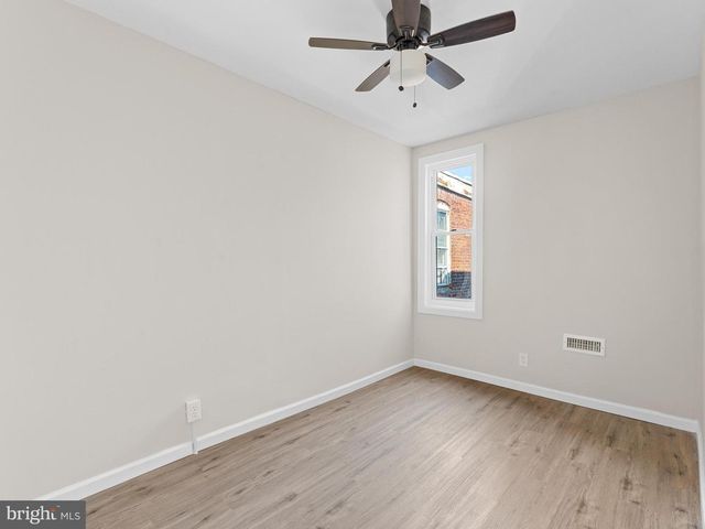 1097 MORTON ST, Camden, NJ 08104