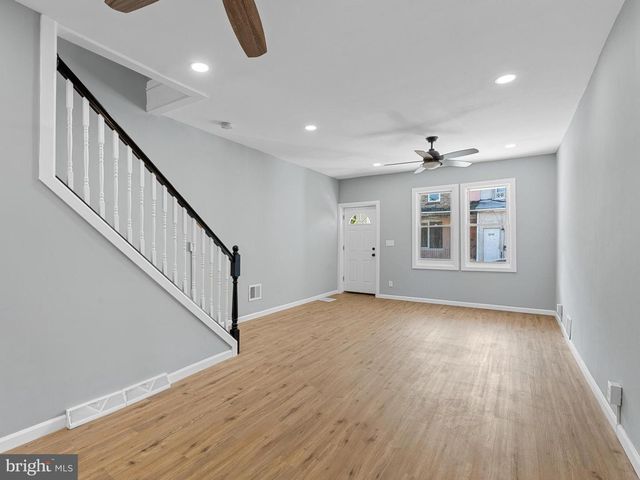 1097 MORTON ST, Camden, NJ 08104