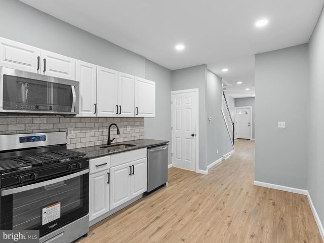 1097 MORTON ST, Camden, NJ 08104