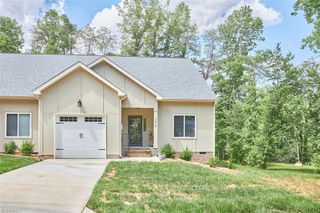 298 Lamplighter Circle, Winston-salem, NC 27104