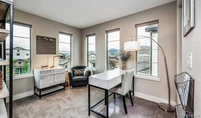 15525 W La Salle Avenue, Lakewood, CO 80228