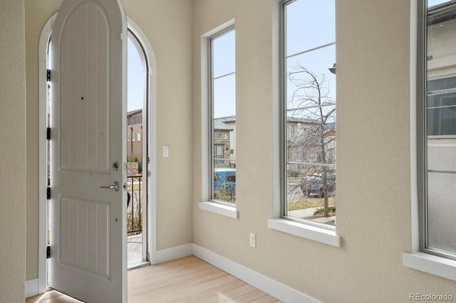 15525 W La Salle Avenue, Lakewood, CO 80228