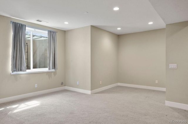 15525 W La Salle Avenue, Lakewood, CO 80228