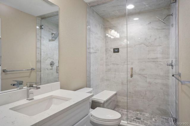 15525 W La Salle Avenue, Lakewood, CO 80228