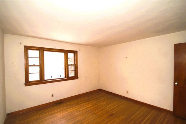 381 McNaughton Street, Rochester, NY 14606