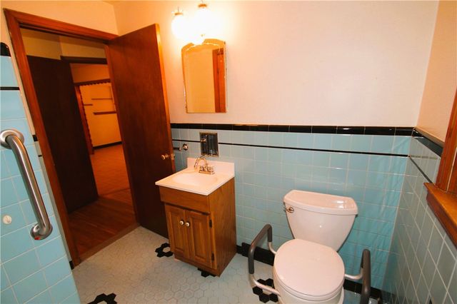 381 McNaughton Street, Rochester, NY 14606