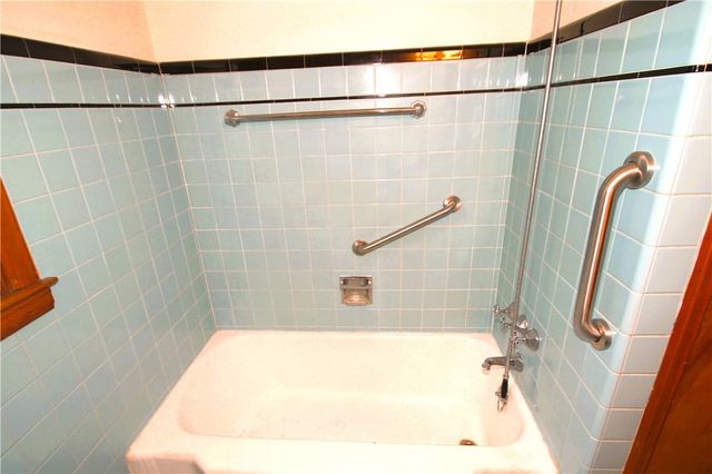 381 McNaughton Street, Rochester, NY 14606