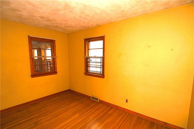 381 McNaughton Street, Rochester, NY 14606