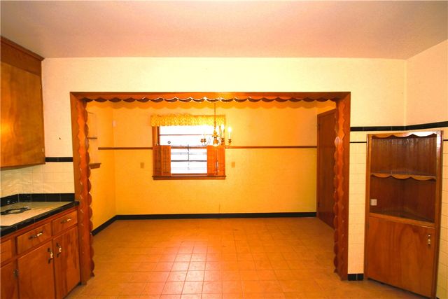 381 McNaughton Street, Rochester, NY 14606