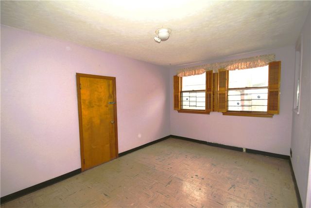 381 McNaughton Street, Rochester, NY 14606