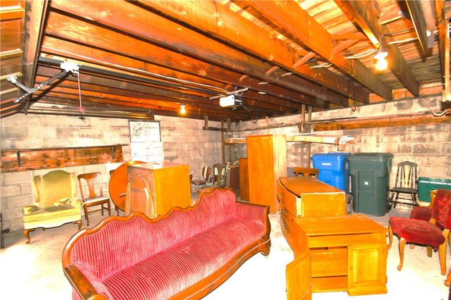 381 McNaughton Street, Rochester, NY 14606