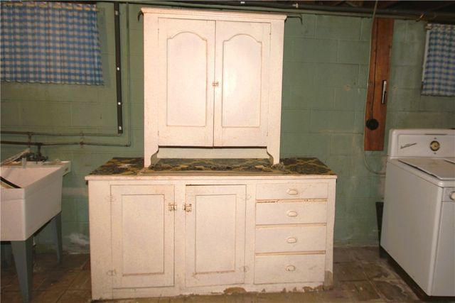 381 McNaughton Street, Rochester, NY 14606