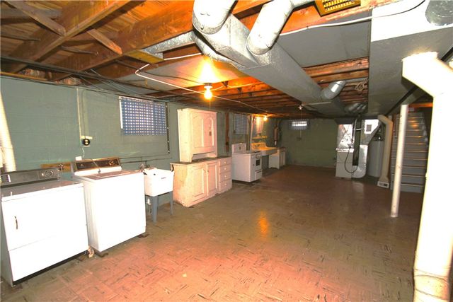 381 McNaughton Street, Rochester, NY 14606