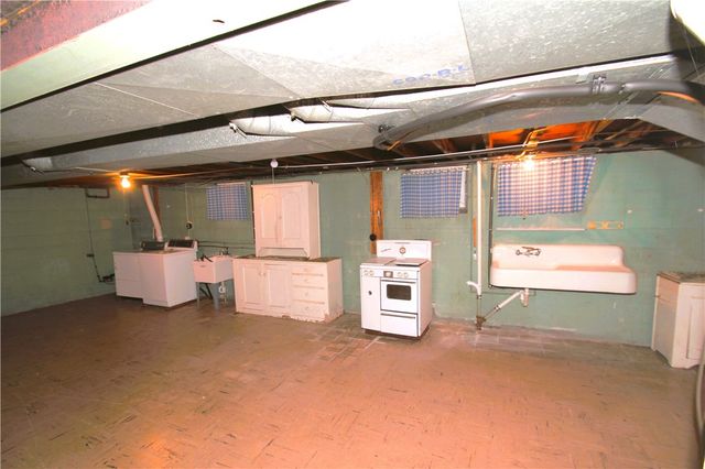 381 McNaughton Street, Rochester, NY 14606