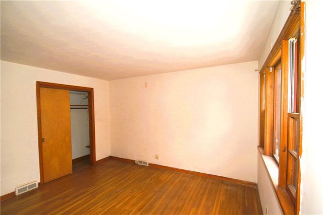 381 McNaughton Street, Rochester, NY 14606