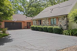 10701 84th PLACE, Pleasant Prairie, WI 53158