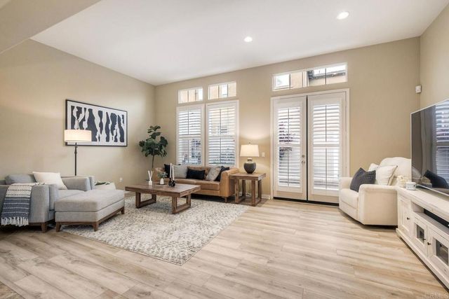 1241 Breakaway Dr, Oceanside, CA 92057