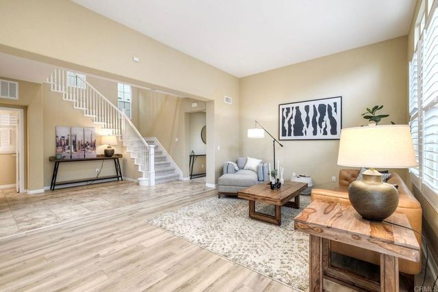 1241 Breakaway Dr, Oceanside, CA 92057