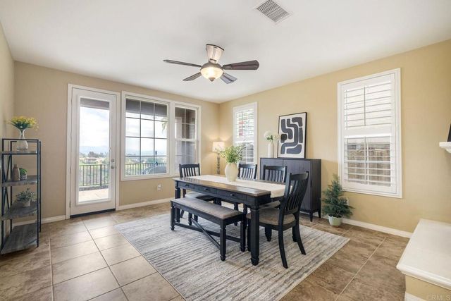 1241 Breakaway Dr, Oceanside, CA 92057