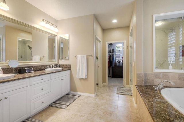 1241 Breakaway Dr, Oceanside, CA 92057