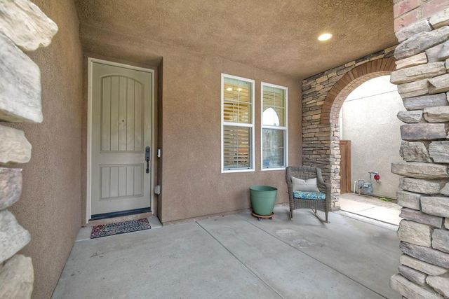 1241 Breakaway Dr, Oceanside, CA 92057