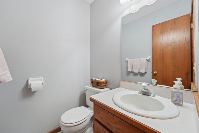 6 Oak Road B, Circle Pines, MN 55014