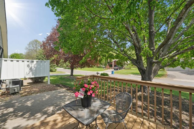 6 Oak Road B, Circle Pines, MN 55014