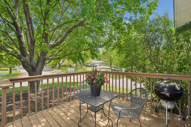 6 Oak Road B, Circle Pines, MN 55014