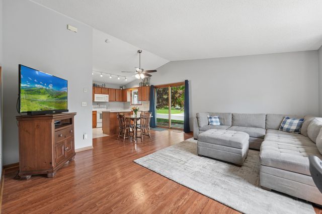 6 Oak Road B, Circle Pines, MN 55014