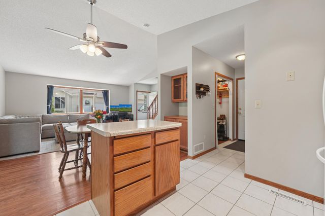 6 Oak Road B, Circle Pines, MN 55014