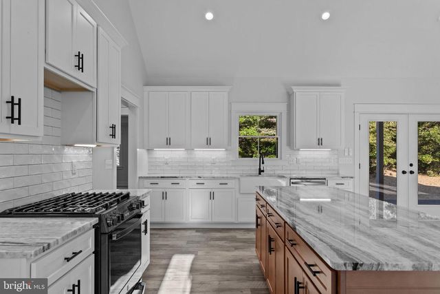 57 LIGHTHOUSE DR, Bumpass, VA 23024