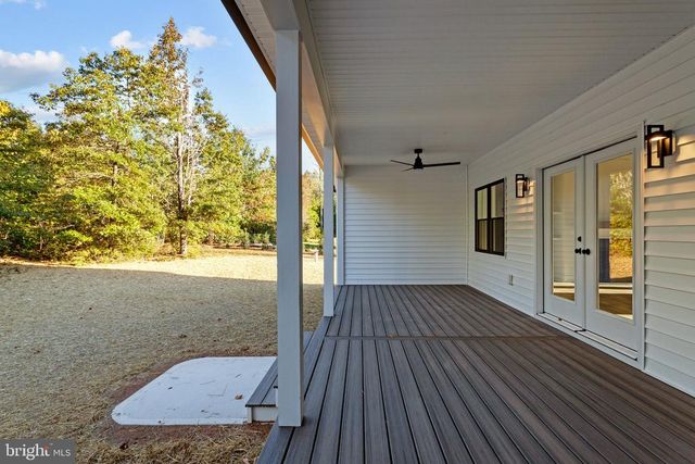 57 LIGHTHOUSE DR, Bumpass, VA 23024