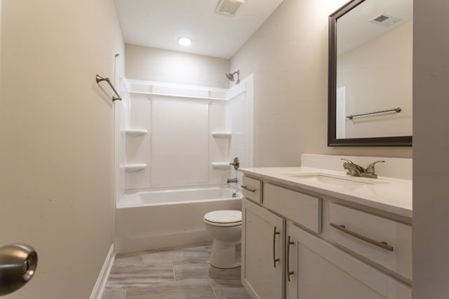 551 Charleston Cove Way, Clarksville, TN 37043