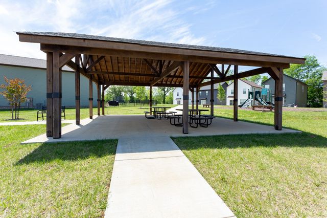 551 Charleston Cove Way, Clarksville, TN 37043