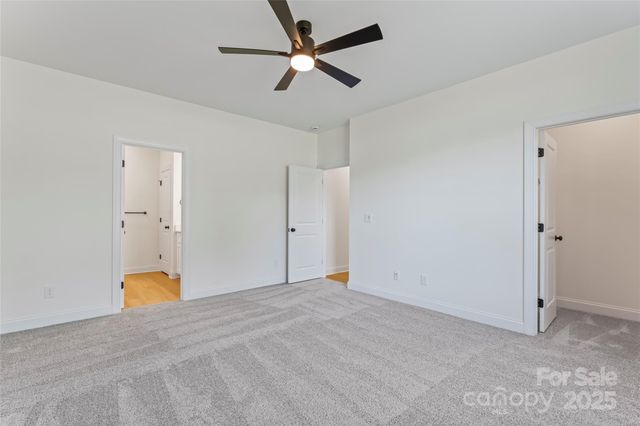 113 E Edinburgh Court, Statesville, NC 28625