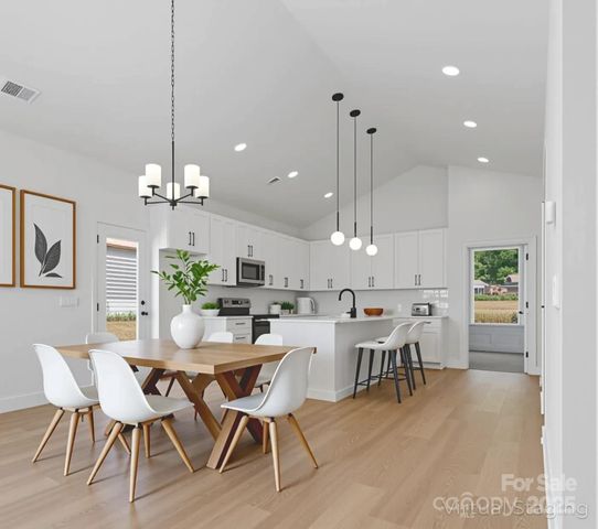 113 E Edinburgh Court, Statesville, NC 28625