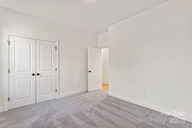 113 E Edinburgh Court, Statesville, NC 28625