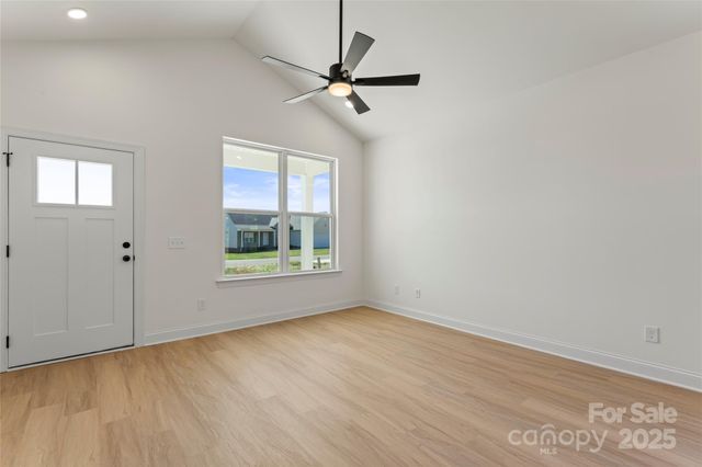 113 E Edinburgh Court, Statesville, NC 28625