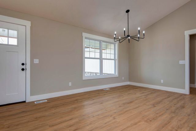 233 Bruce Drive, Seymour, MO 65746