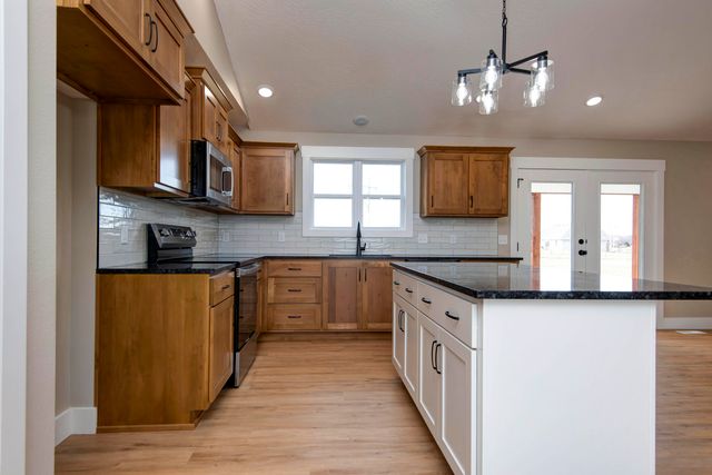 233 Bruce Drive, Seymour, MO 65746