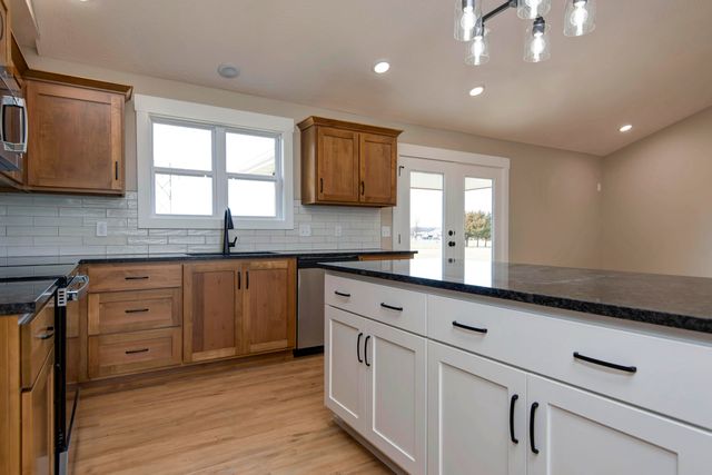 233 Bruce Drive, Seymour, MO 65746