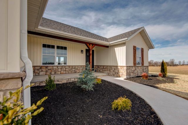 233 Bruce Drive, Seymour, MO 65746