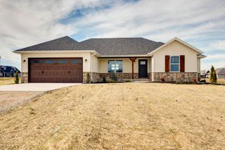 233 Bruce Drive, Seymour, MO 65746