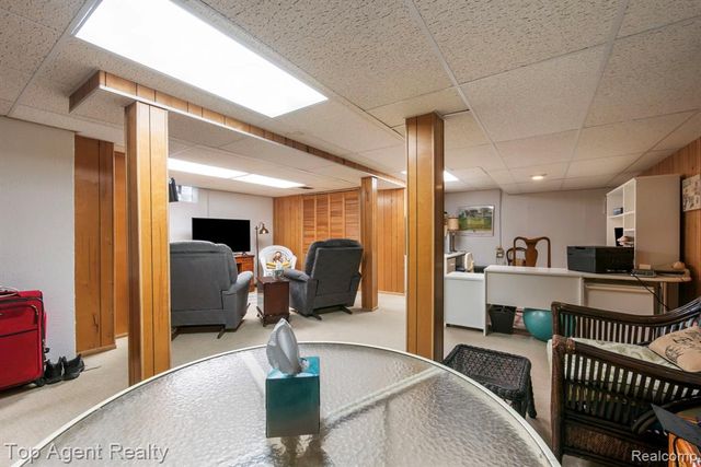 1200 Trailwood Path, Bloomfield Hills, MI 48301