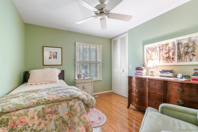 1200 Trailwood Path, Bloomfield Hills, MI 48301